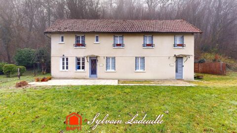   Maison de 130 m2 sur 3277 m2 de terrain avec piscine Maison - 6 pi�ce(s) - 135 m�