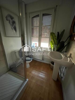  Immeuble � vendre 164 m�