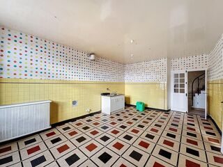  Immeuble � vendre 271 m�