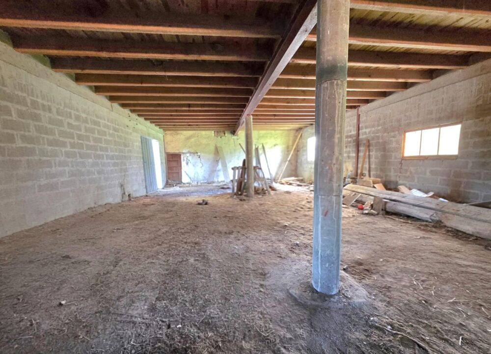 Vente Maison Grange a rénover avec terrain de 5000m² Boisredon
