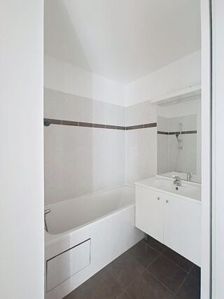 Vente Appartement BUC Bel appartement 2 pièces de 38 m² avec parking Buc