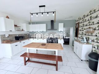  Maison à vendre 8 pièces 217 m²