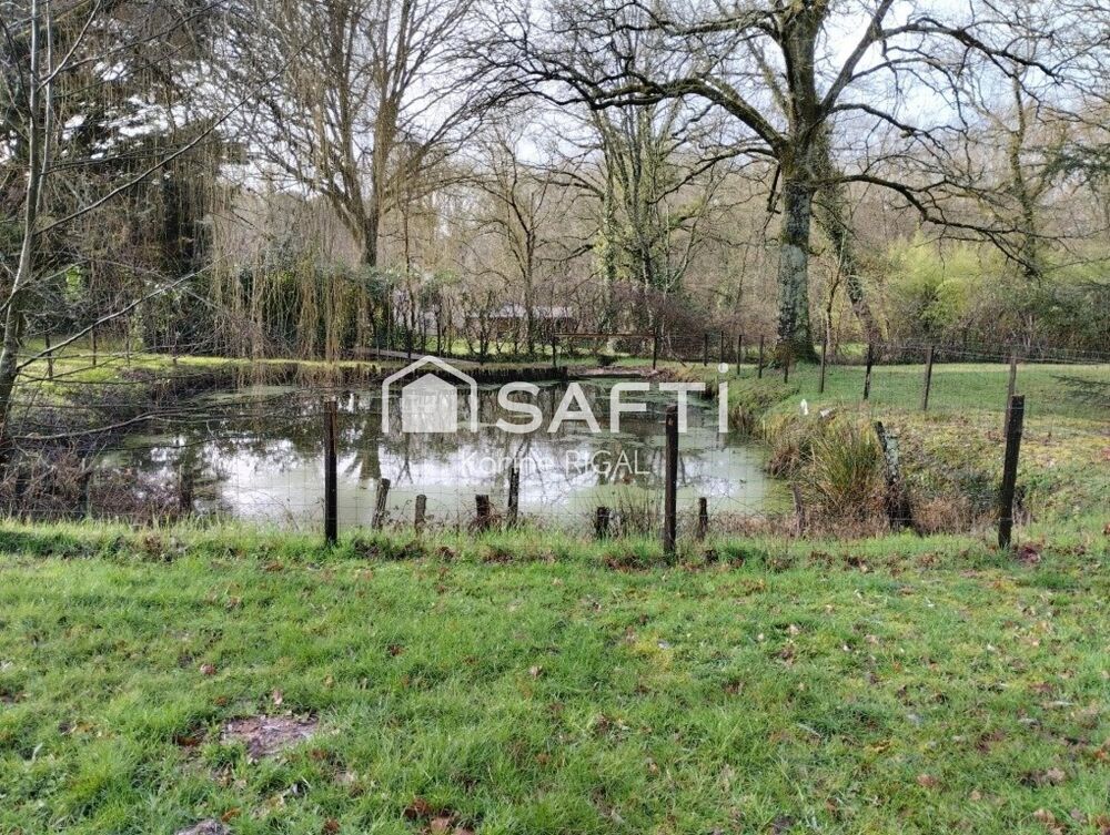 Demeure en pierre denviron 340 m² avec étang et 4 000 m² de terrain