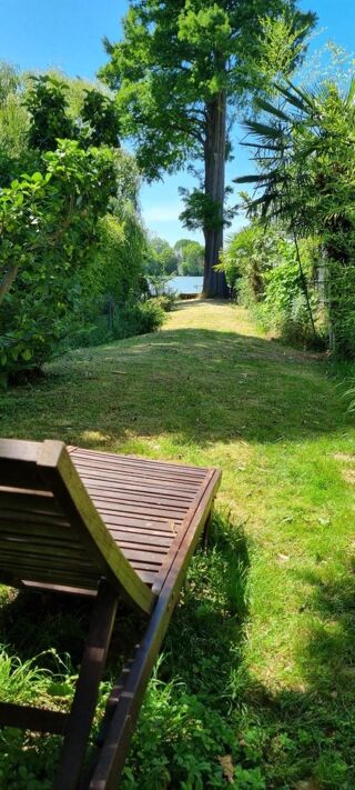  Maison à vendre 11 pièces 242 m²