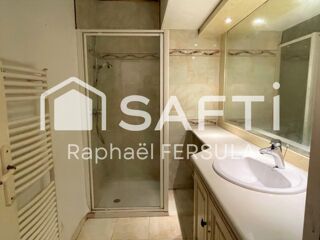  Immeuble � vendre 220 m�