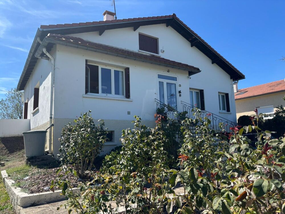 Vente Maison Belle maison familiale Charmeil