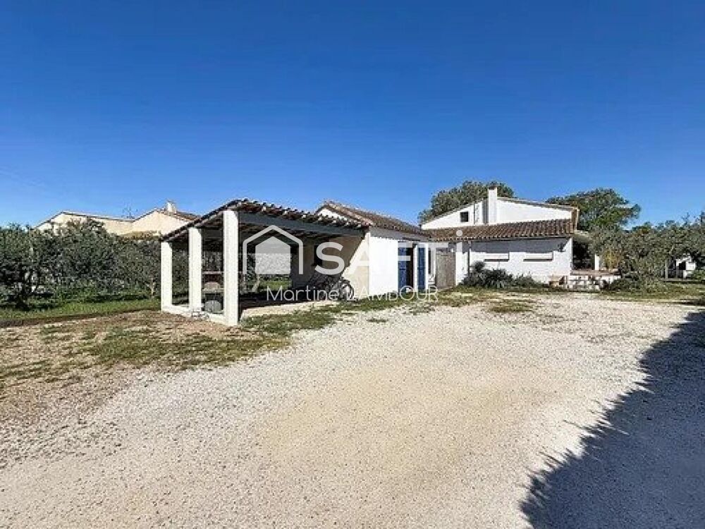 Maison T4 + T2 sur terrain de 2000 m² arboré avec piscine
