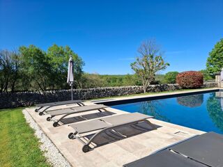  Maison � vendre 15 + pi�ces 760 m�