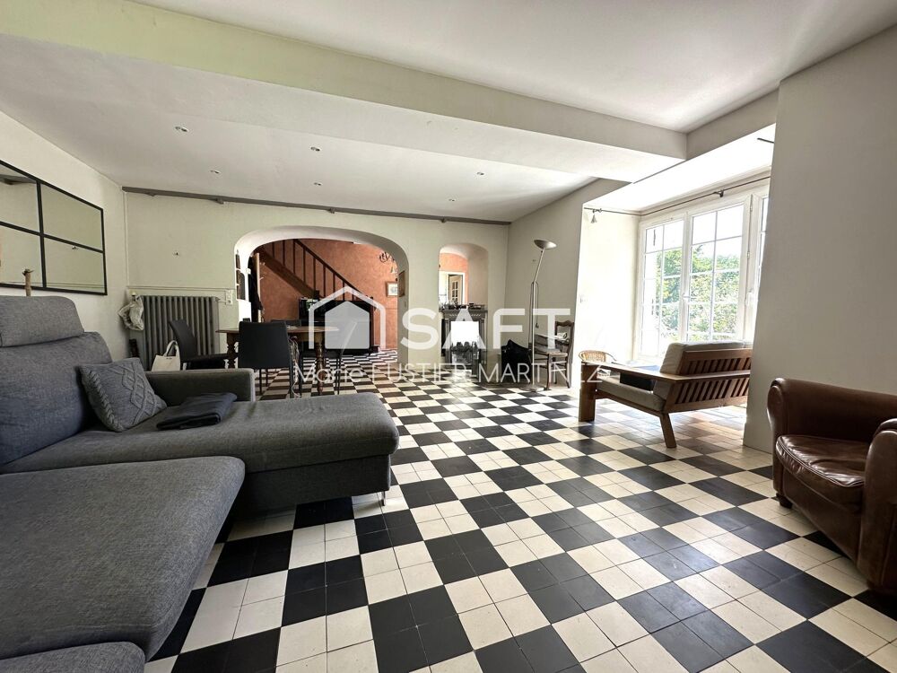 Les Fours du Roy", maison familiale de caractère d'environ 145 m² - 6 pièces - 4 chambres - chargée d'histoire et d'authenticité