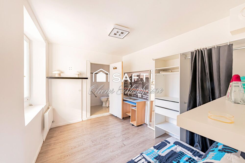 Maison 3 niveaux à rénover au coeur de Maisse