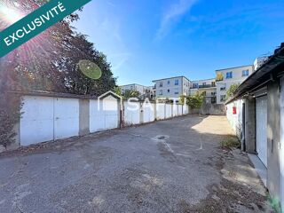  Parking / Garage à vendre 