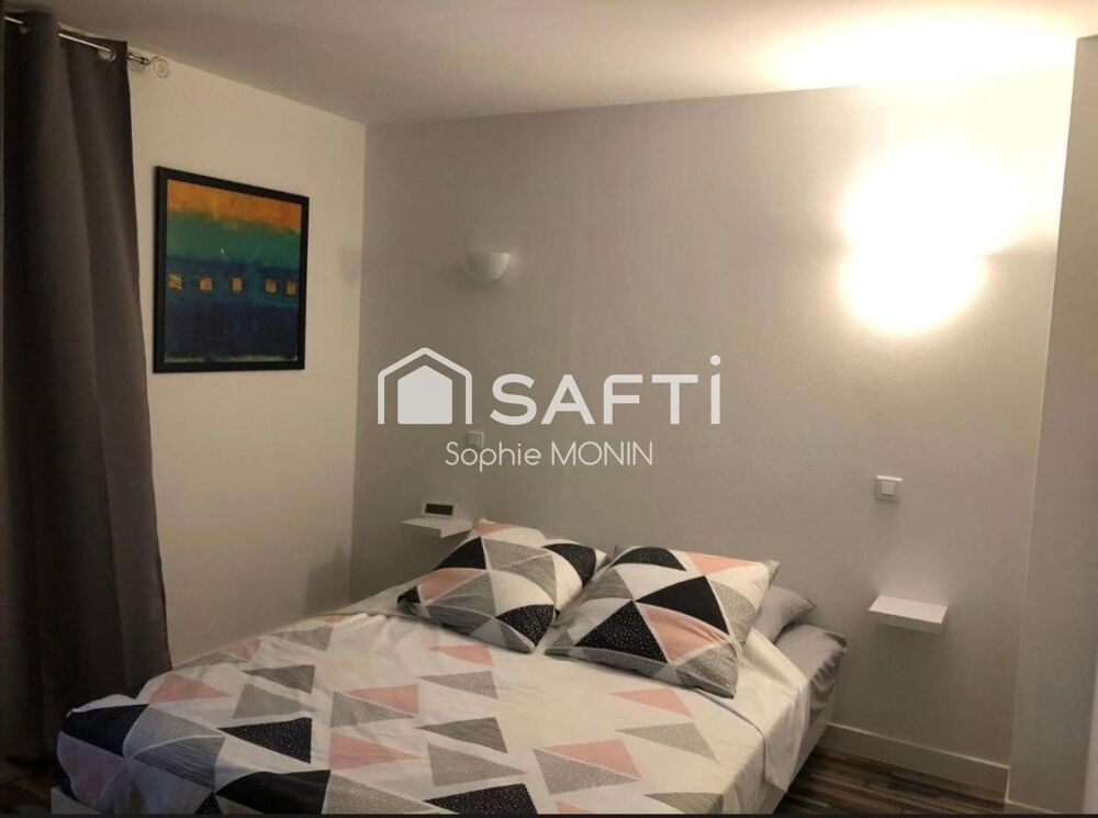 ARBIGNY  PROPRIÉTÉ DE 365 M² AVEC CHAMBRES DHÔTES, GRANGE ET 1,5 HECTARE DE TERRAIN
