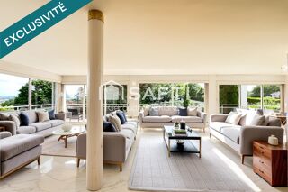  Maison  vendre 8 pices 242 m