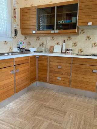  Maison � vendre 8 pi�ces 200 m�