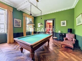  Maison à vendre 15 + pièces 891 m²