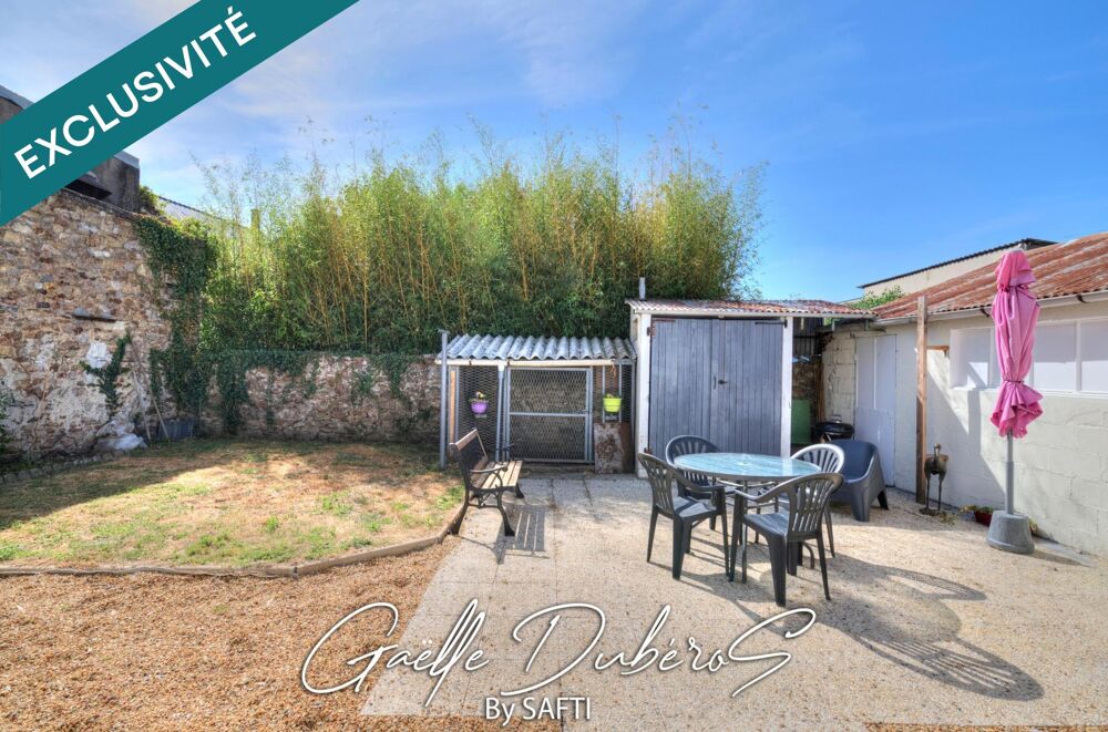 Vente Maison Charmante maison de ville avec garage et jardin ***Pré Visite 3D disponible sur demande*** Châteauneuf-sur-sarthe