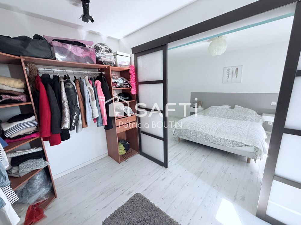 Vente Maison MAISON EN PIERRE 3 CHAMBRES + BUREAUX, DÉPENDANCES PISCINE ET JARDIN Saint-romans-les-melle