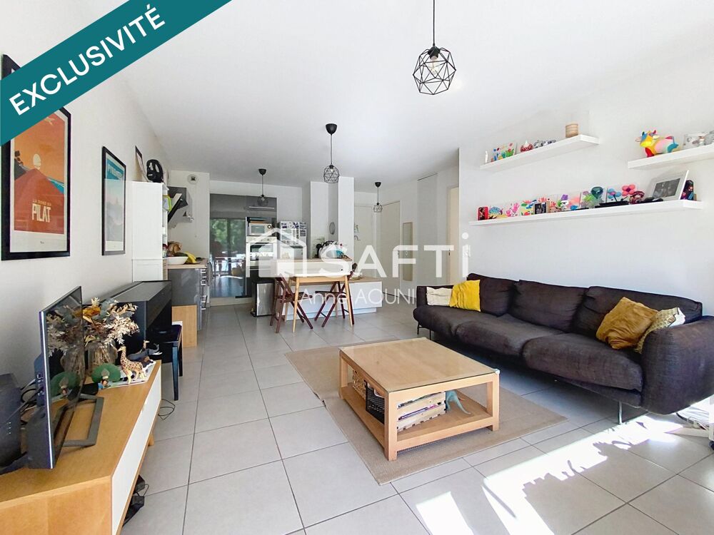 T4 avec terrasse + balcon avec 2 places de parking