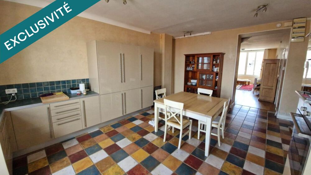 DUPLEX DE 150 M2 DANS LE CENTRE HISTORIQUE DE MONTFERRAND