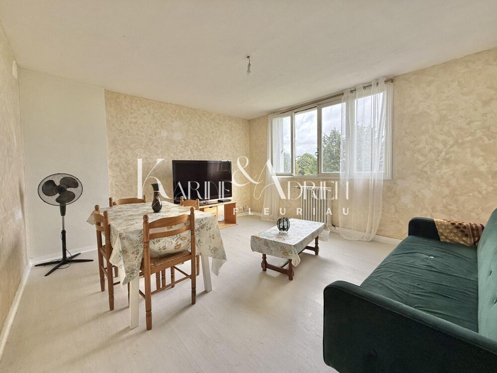 Appartement 3 chambres, cave et place de parking