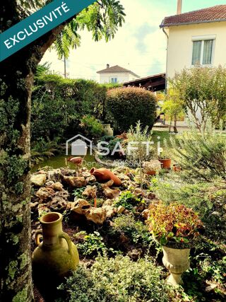  Maison  vendre 8 pices 145 m