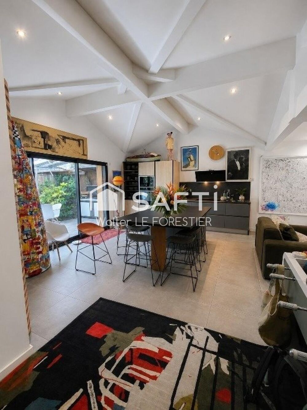 Vente Maison VILLA  PRESTIGE DE 4 CHAMBRES AVEC PISCINE COUVERTE Cenon