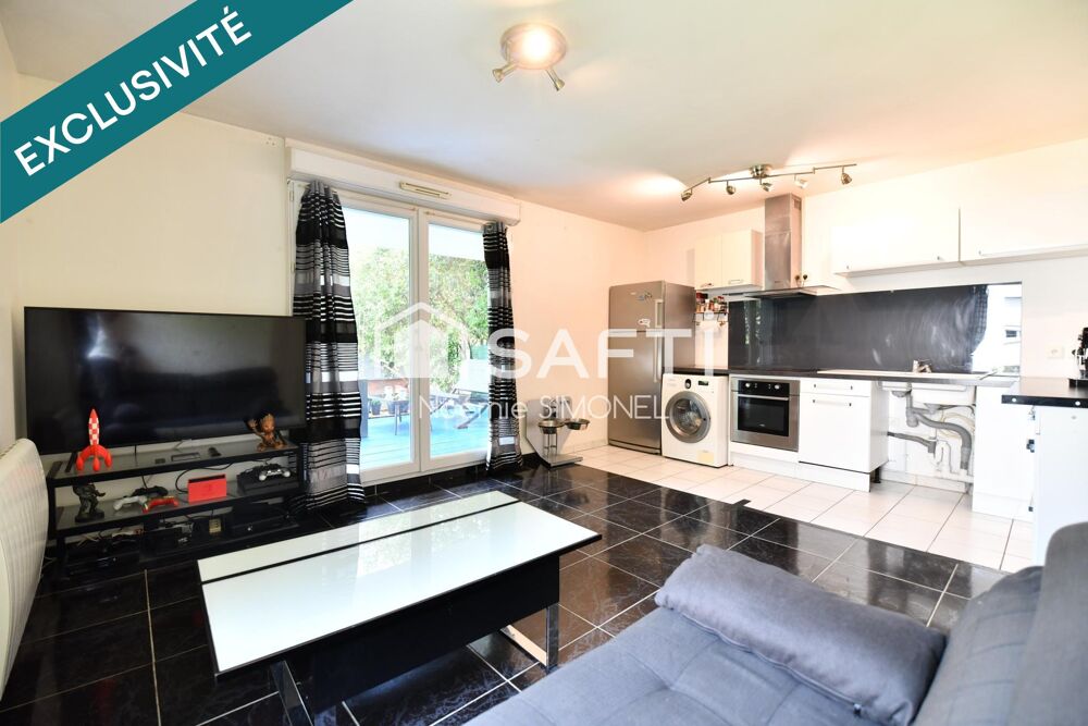 Grand appartement de deux pièces avec un grand jardin privé de 200m2 !