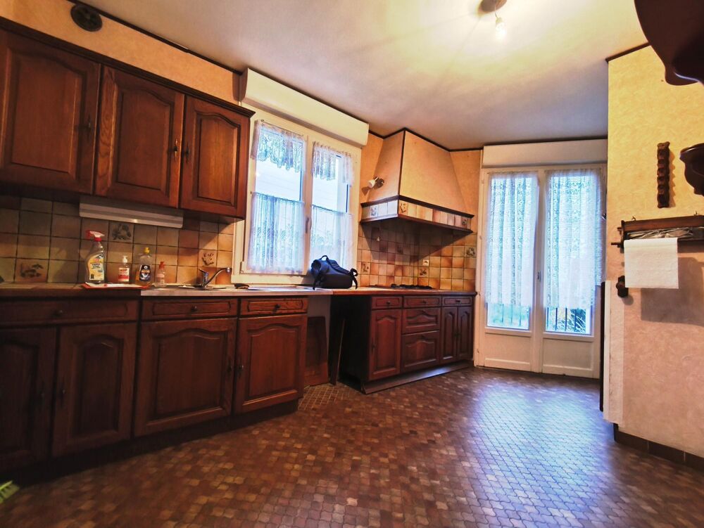 Vente Maison MAISON 94 M² - 3CH - GARAGE - DEPENDANCES - JARDIN Reze