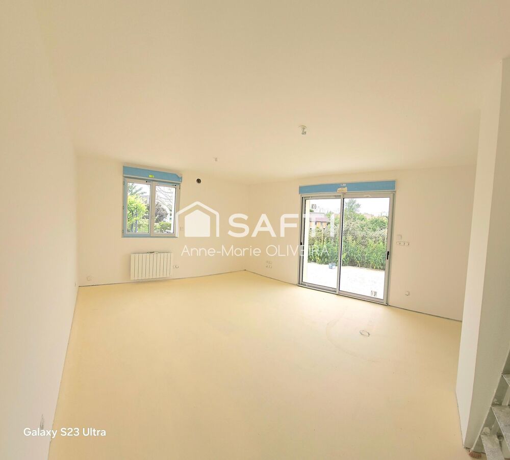 Vente Maison Ensemble immobilier : Maison de 140m2 avec garage, véranda + Maison contruction récente de 85m2 plain pied avec terrasse Tergnier