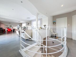  Maison à vendre 7 pièces 234 m²