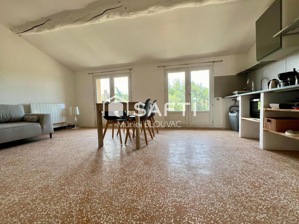 Rare à la vente Maison de village de plain-pied.