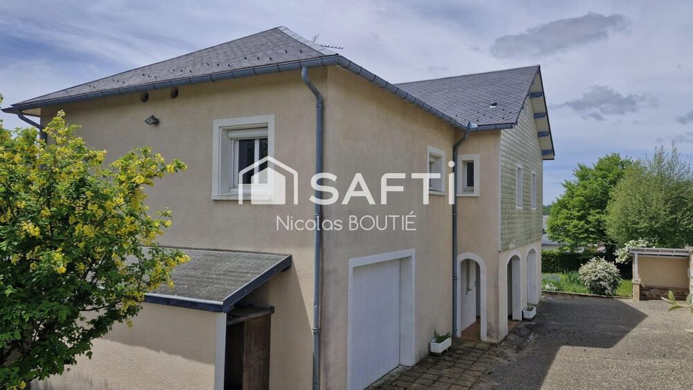Vente Maison Maison d'habitation avec garages et terrain Lacaune