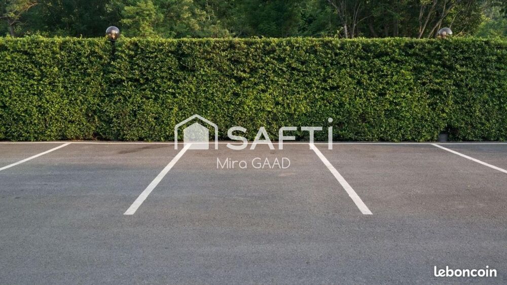 Vente Parking/Garage Place parking centre Castelginest Castelginest