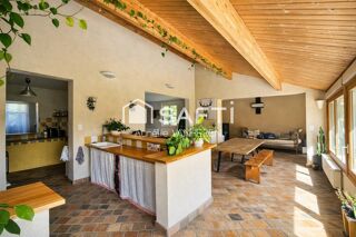  Maison à vendre 8 pièces 237 m²
