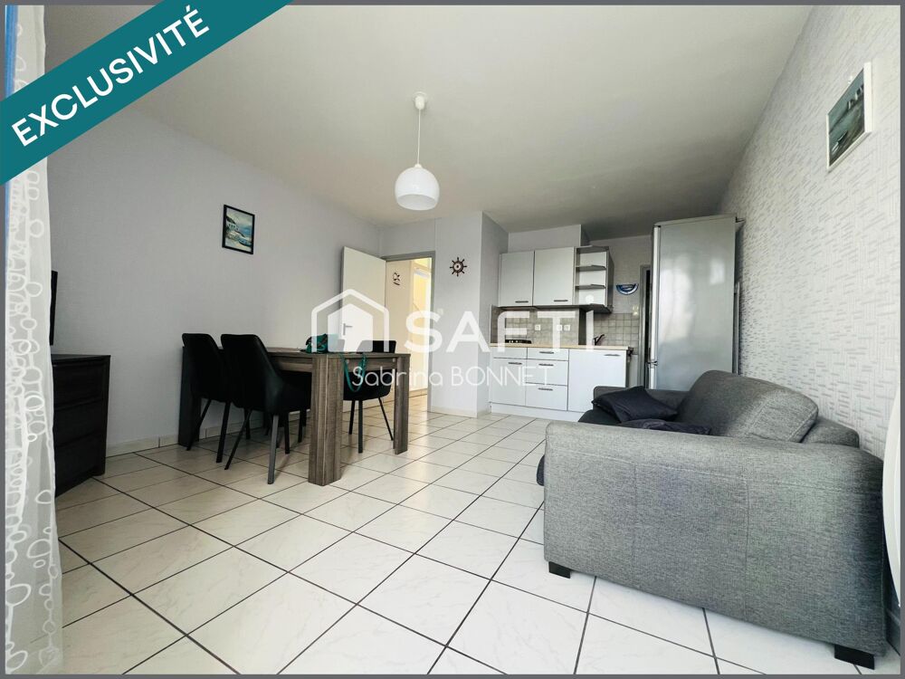 Appartement vendu meublé et équipé.
