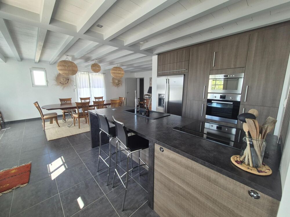 Magnifique maison familiale, en zone blanche, hors risques inondation