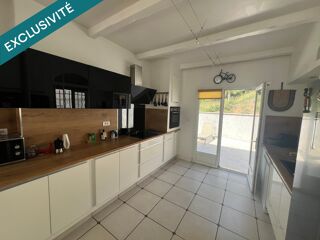  Maison � vendre 7 pi�ces 210 m�