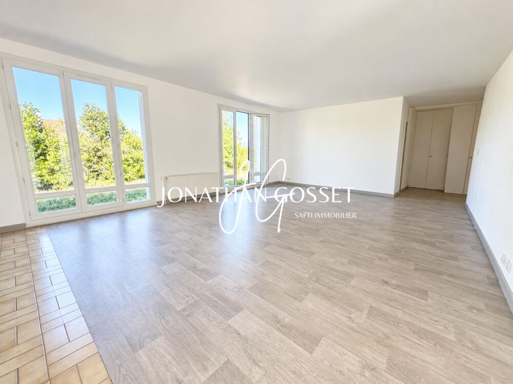 Location Maison VERNOUILLET - Domaine de Marsinval - Charmante maison familiale de plain-pied - 6 pcs - 4 ch - 143m² sur un beau jardin de 890m² Vernouillet
