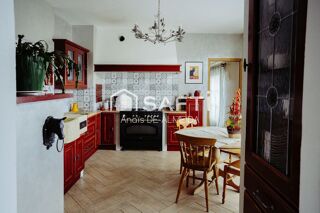  Maison � vendre 9 pi�ces 217 m�