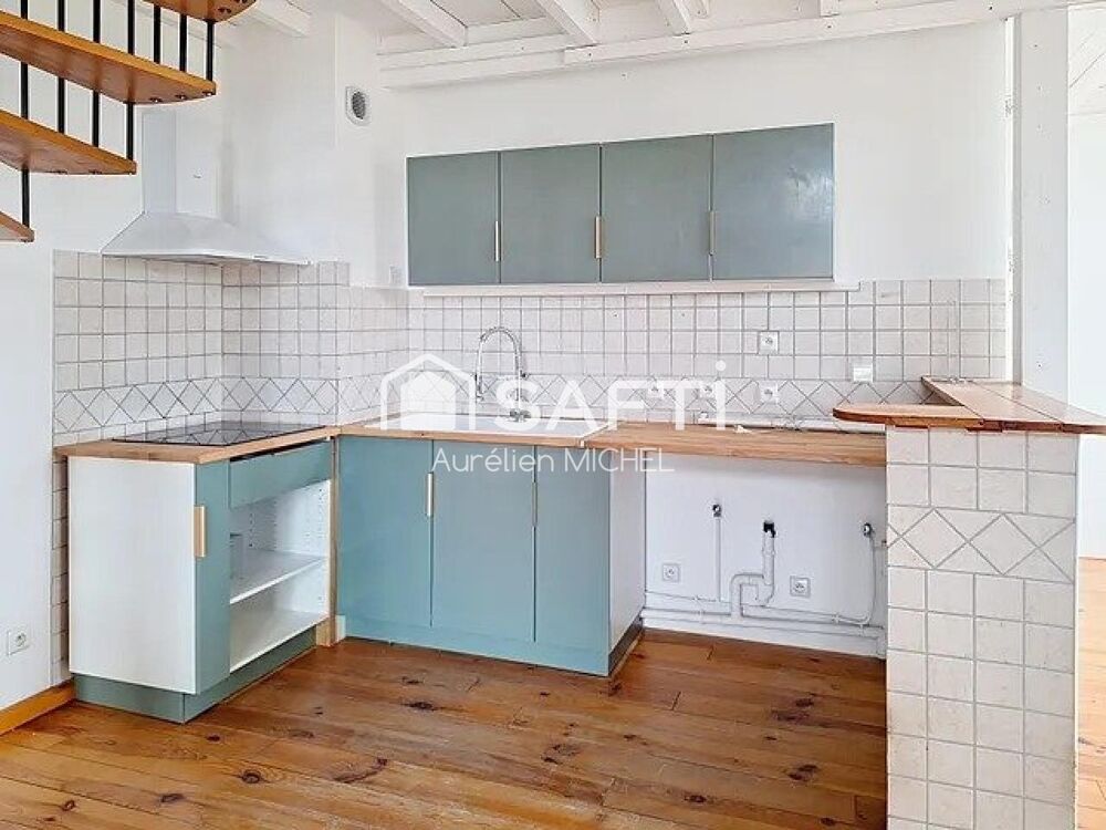 Vente Appartement Joli appartement avec plein de charme avec sa charpente apparente Sathonay-camp