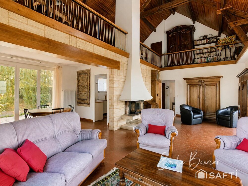 Vente Maison Villa 220m², grands volumes & vue lac Lugrin
