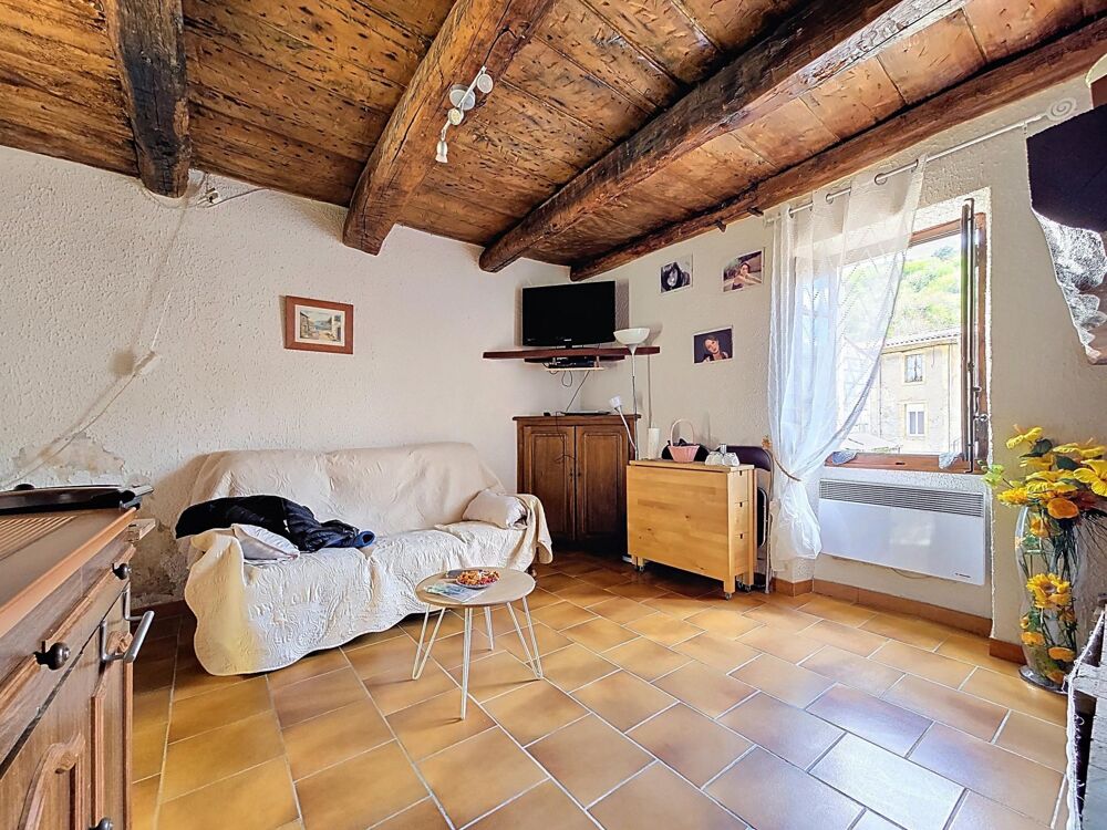 Vente Maison Charmante maison de village avec cheminée au cœur de Saint-Étienne-Estréchoux – Idéal premier achat ou pied-à-terre Saint-etienne-estrechoux