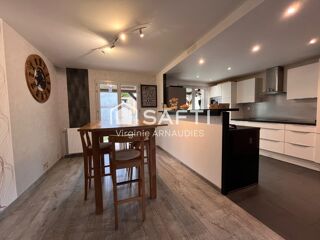  Maison  vendre 8 pices 143 m