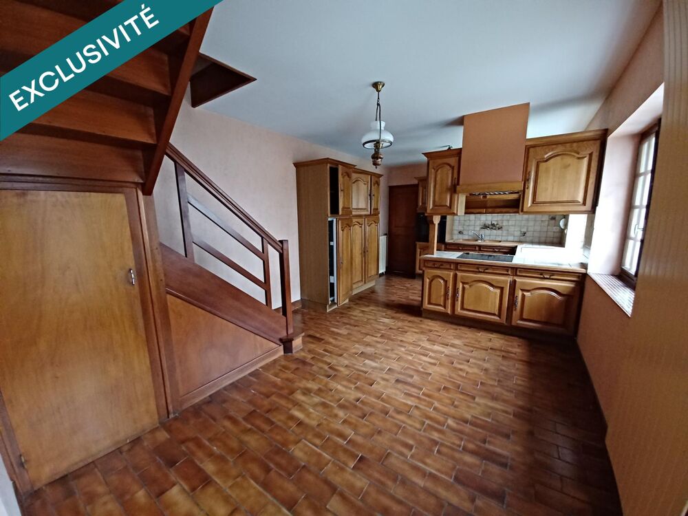 Vente Maison Maison près centre-bourg, 4 chambres garage jardin Aigre