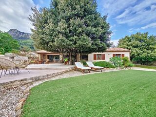  Maison � vendre 7 pi�ces 220 m�