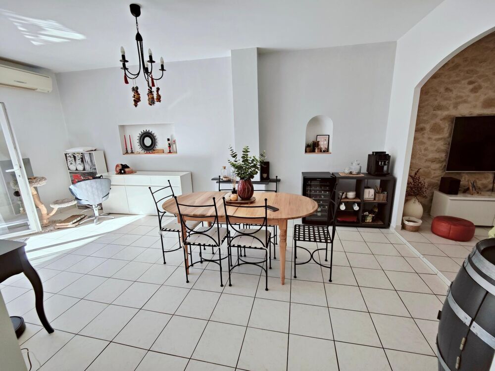 Vente Immeuble Immeuble: 2 locaux commerciaux et appartement T3 Langoiran