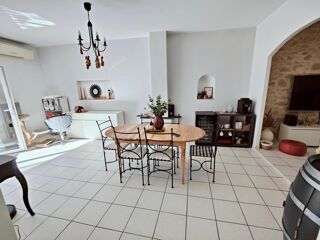 Vente Immeuble Immeuble: 2 locaux commerciaux et appartement T3 Langoiran