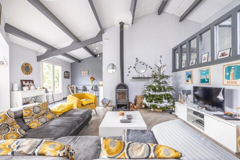   COUP DE COEUR ! LA CRECHE MAISON DE PLAIN PIED 4 CH Maison - 5 pi�ce(s) - 143 m�