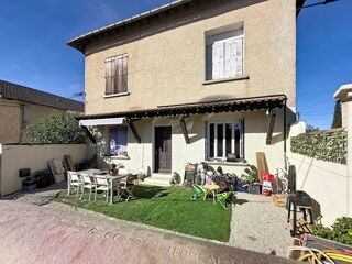  Immeuble à vendre 300 m²