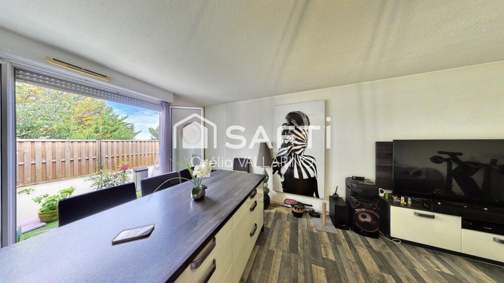 T2 avec balcon et piscine, Résidence sécurisée